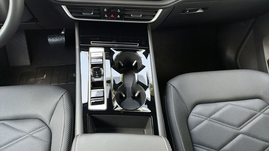 New 2026 Pure Gray Volkswagen 2.0T SE w/Technology image 17