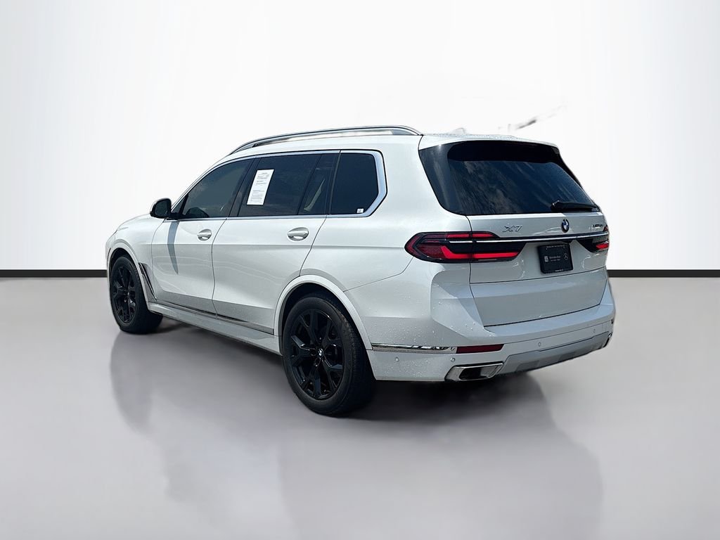 Used 2023 White BMW xDrive40i image 5