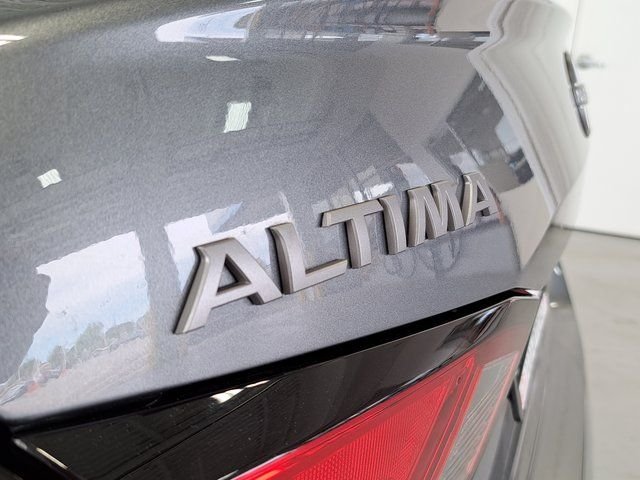 Used 2025 Gray Nissan 2.5 SV image 30