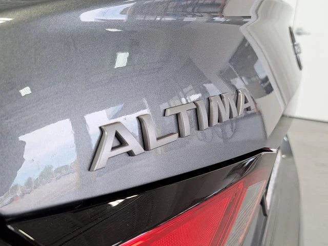 Used 2025 Gray Nissan 2.5 SV image 30