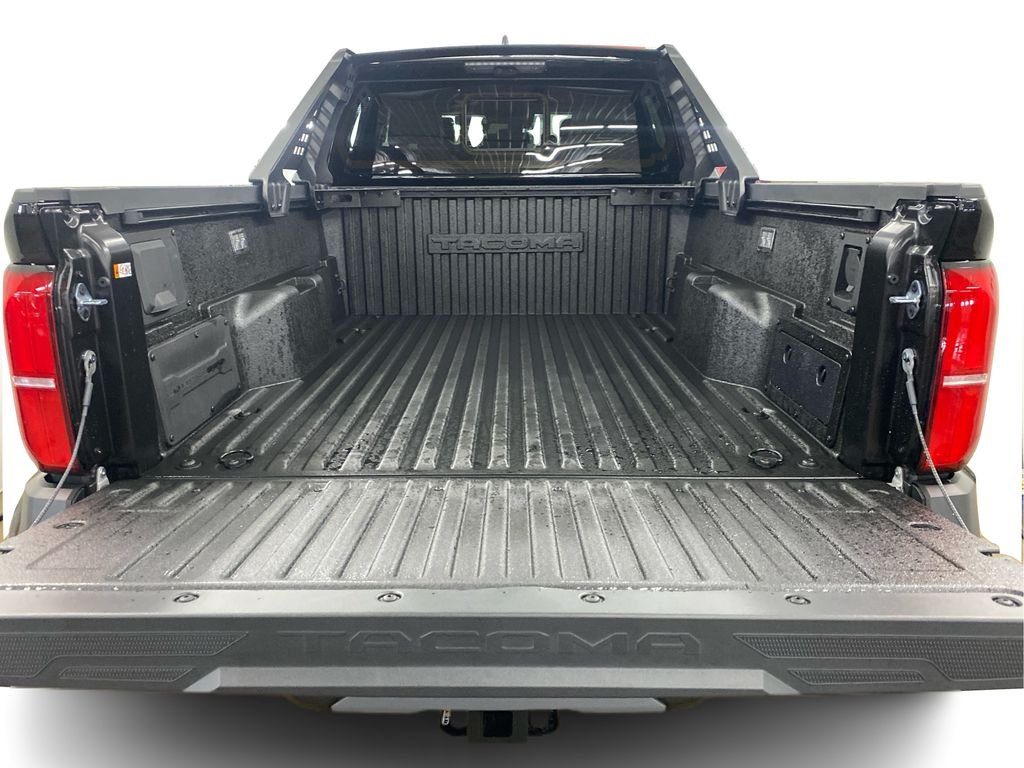 2026 Toyota Tacoma Trailhunter - Photo 6