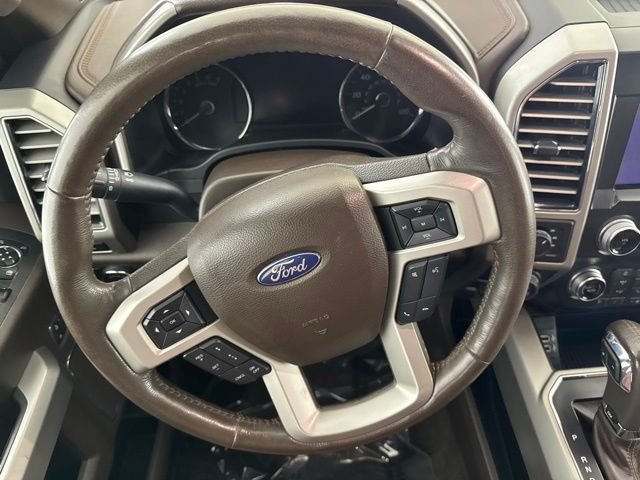 Used 2019 Black Ford King Ranch image 25