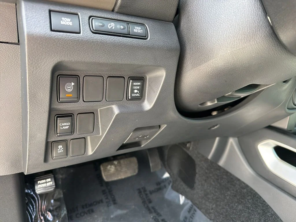 2022 Nissan Frontier SV - Photo 18