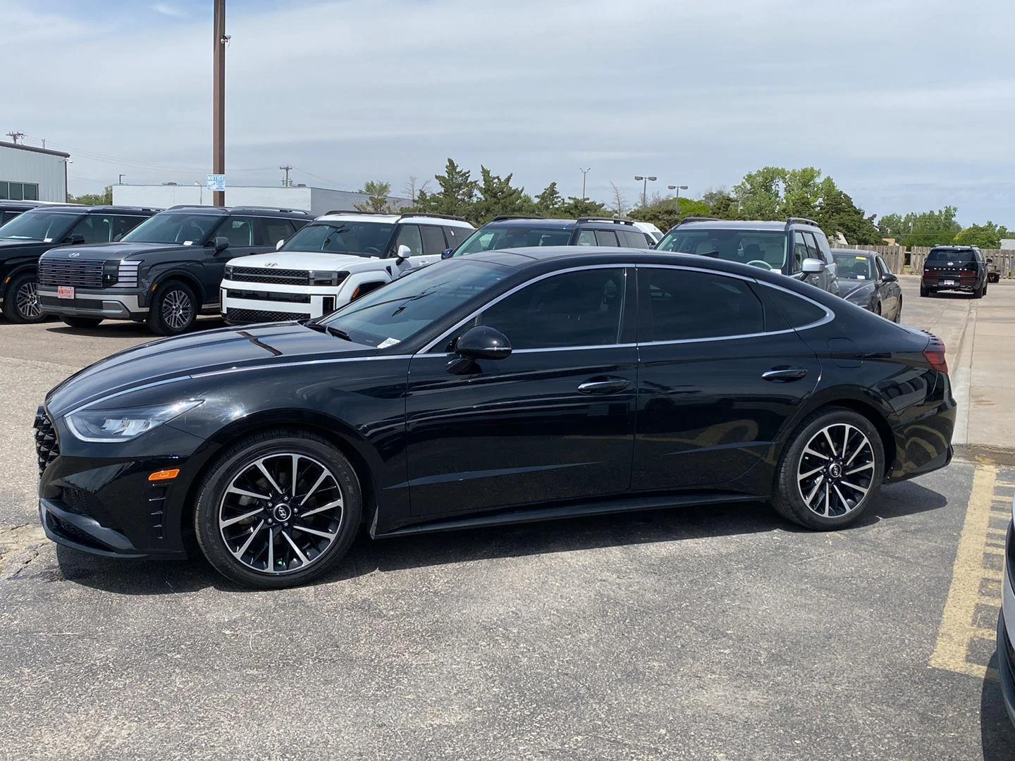 Used 2020 Hyundai Sonata SEL Plus with VIN 5NPEJ4J21LH025667 for sale in Garden City, KS