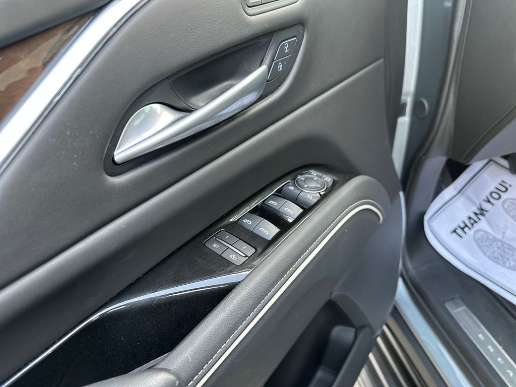 Used 2024 Silver Cadillac Sport Platinum image 11