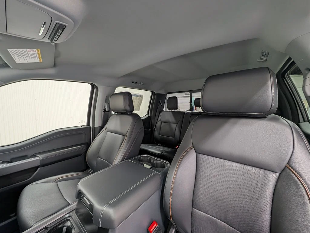 New 2026 Oxford White Ford F-250® Lariat® image 17