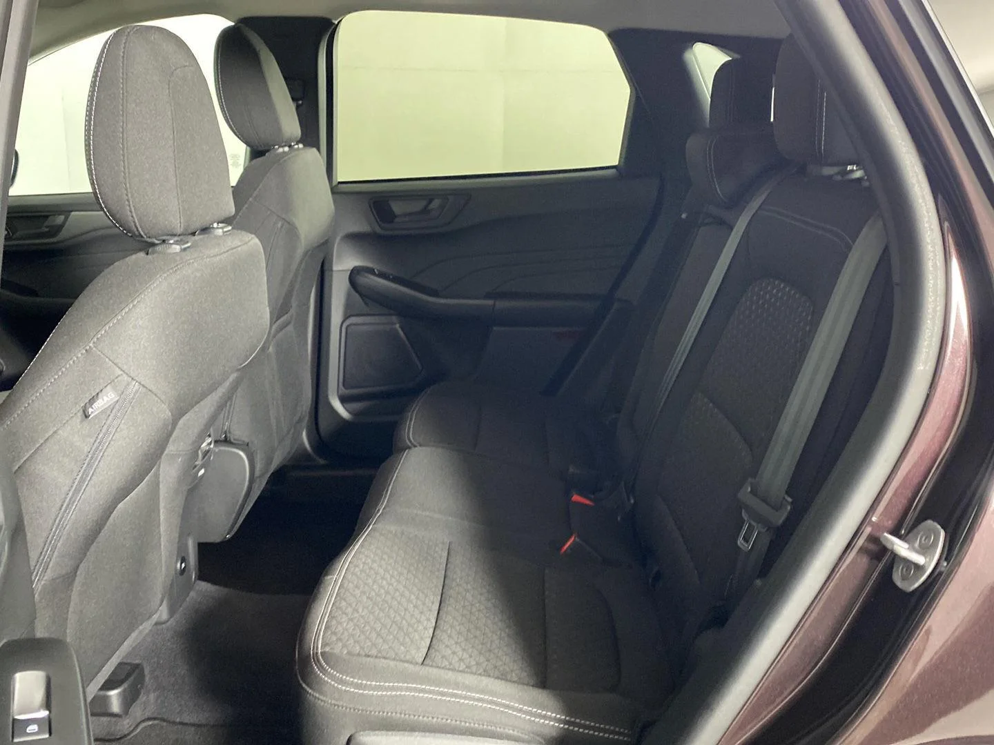 Used 2023 Cinnabar Red Ford Active image 17