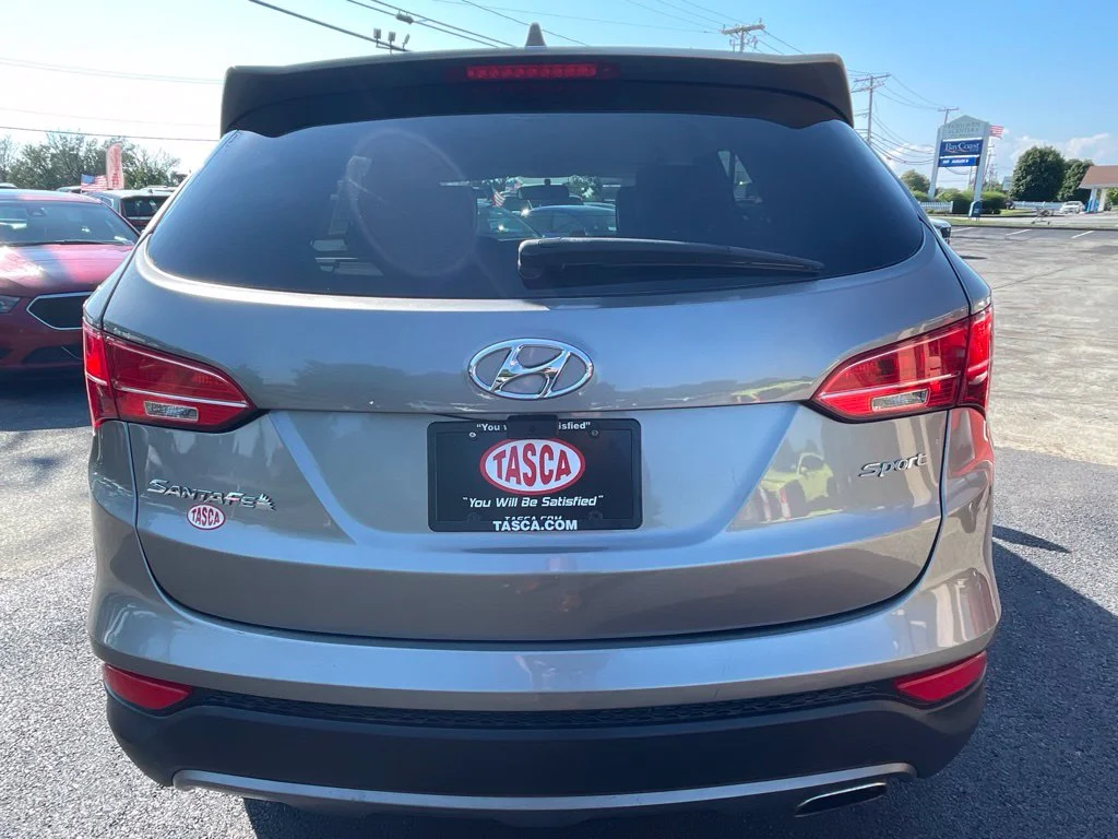 Used 2015 Gray Hyundai Base image 8