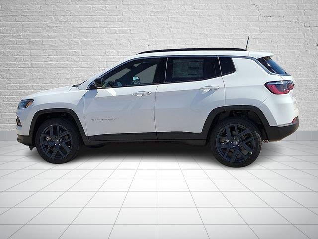 New 2026 Bright White Clear-Coat Exterior Paint Jeep 85th Anniversary image 2