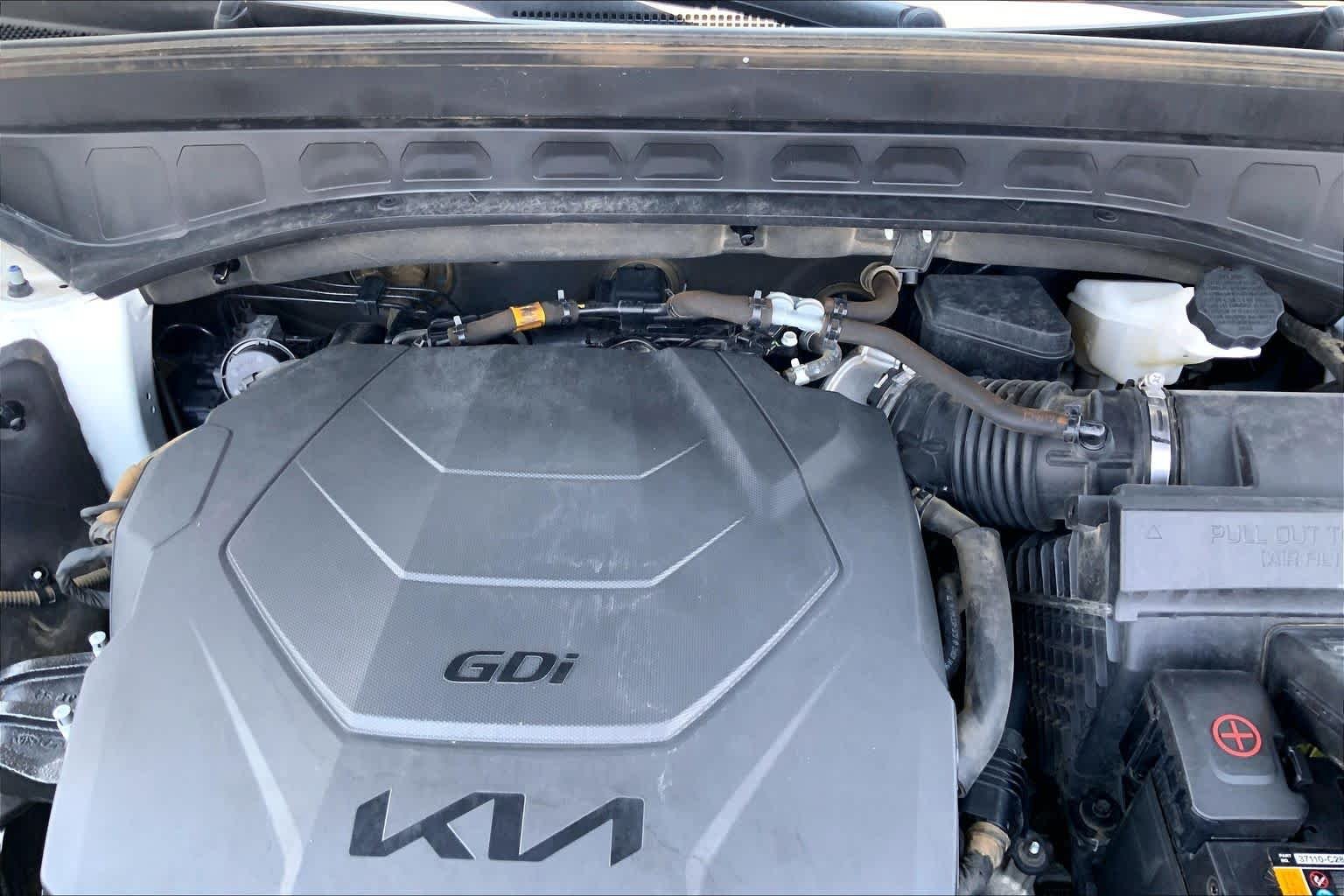 Used 2022 Glacial White Pearl Kia SX image 32
