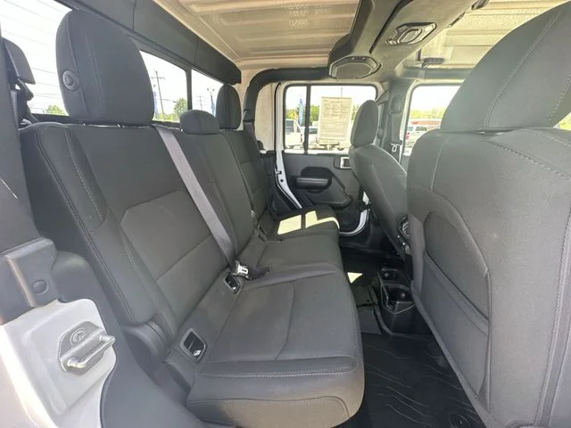 Used 2021 White Jeep Willys image 28