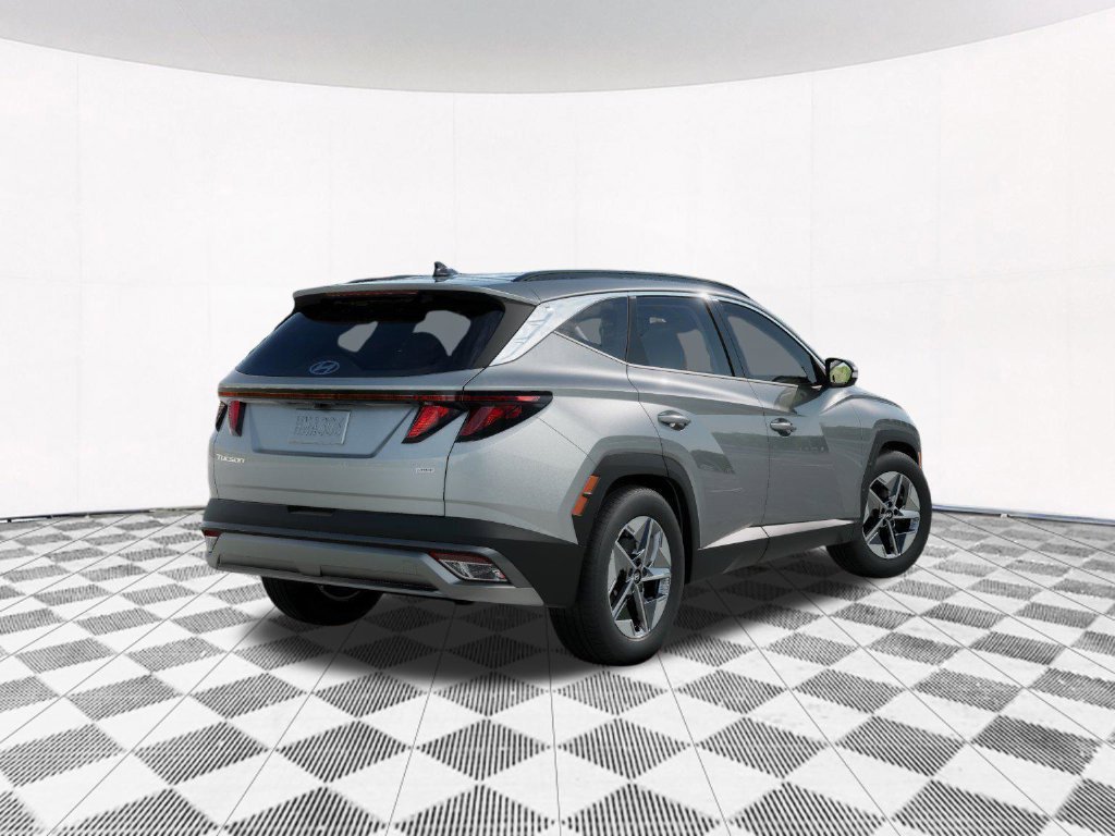 New 2026 Silver Hyundai SEL image 6
