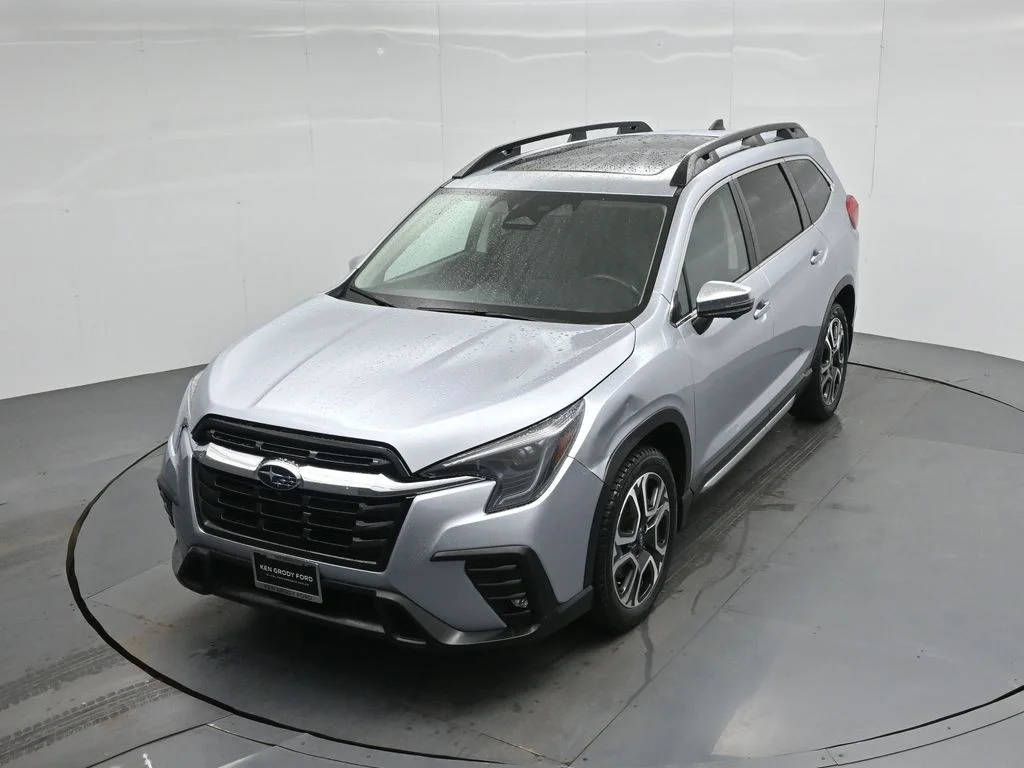 Certified Used 2023 Silver Subaru Limited image 38
