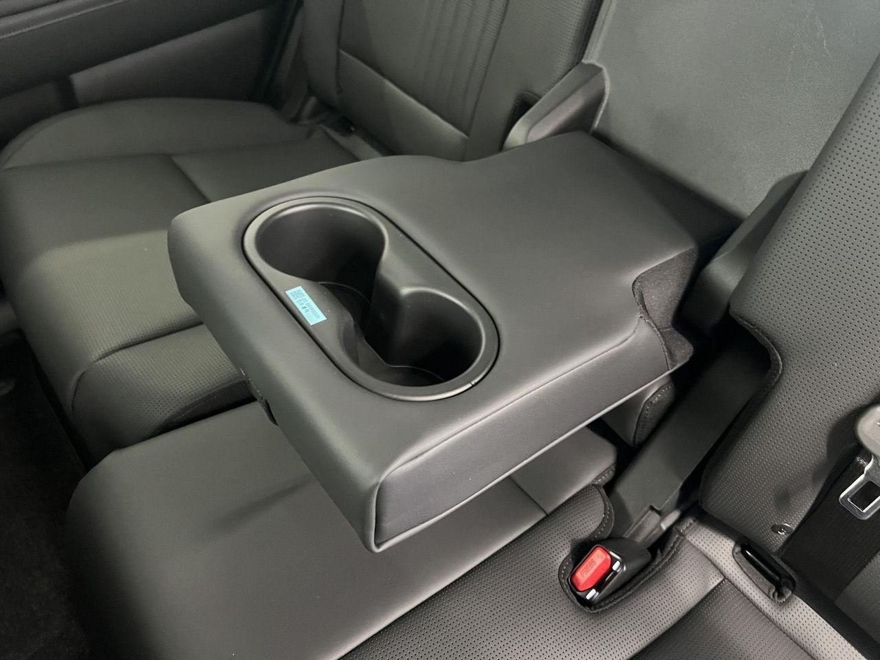 New 2026 Abyss Black Pearl Hyundai SEL Premium 8P image 25