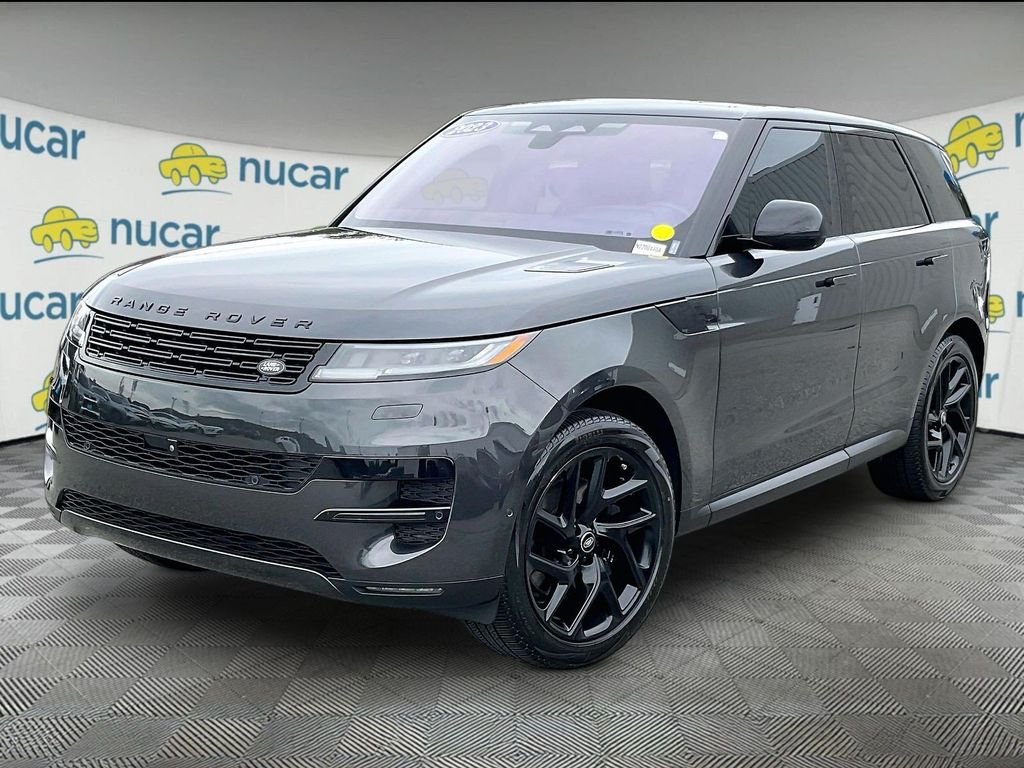 Used 2023 Gray Land Rover SE image 3