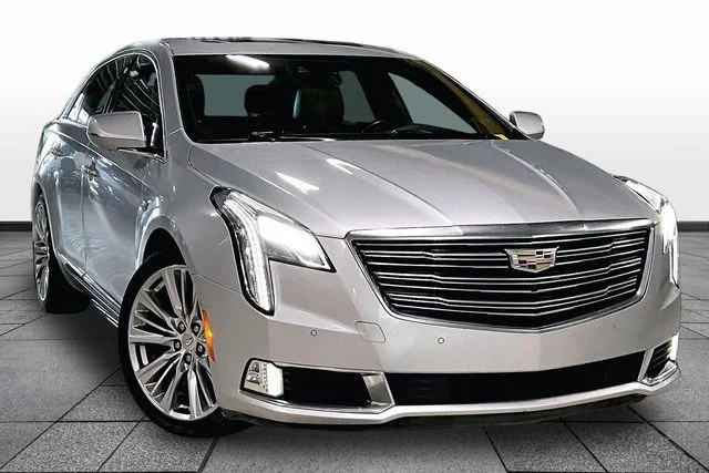 2018 Cadillac XTS 3.6L FWD Platinum's photo