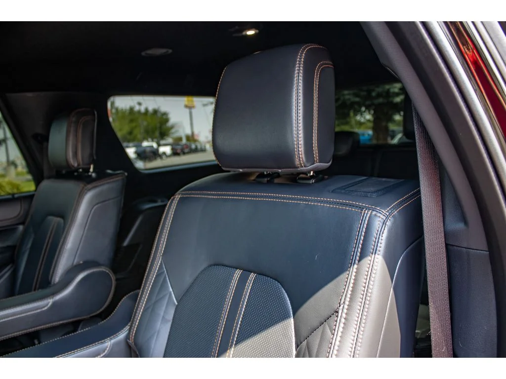 Used 2023 Agate Black Metallic Ford Platinum image 20