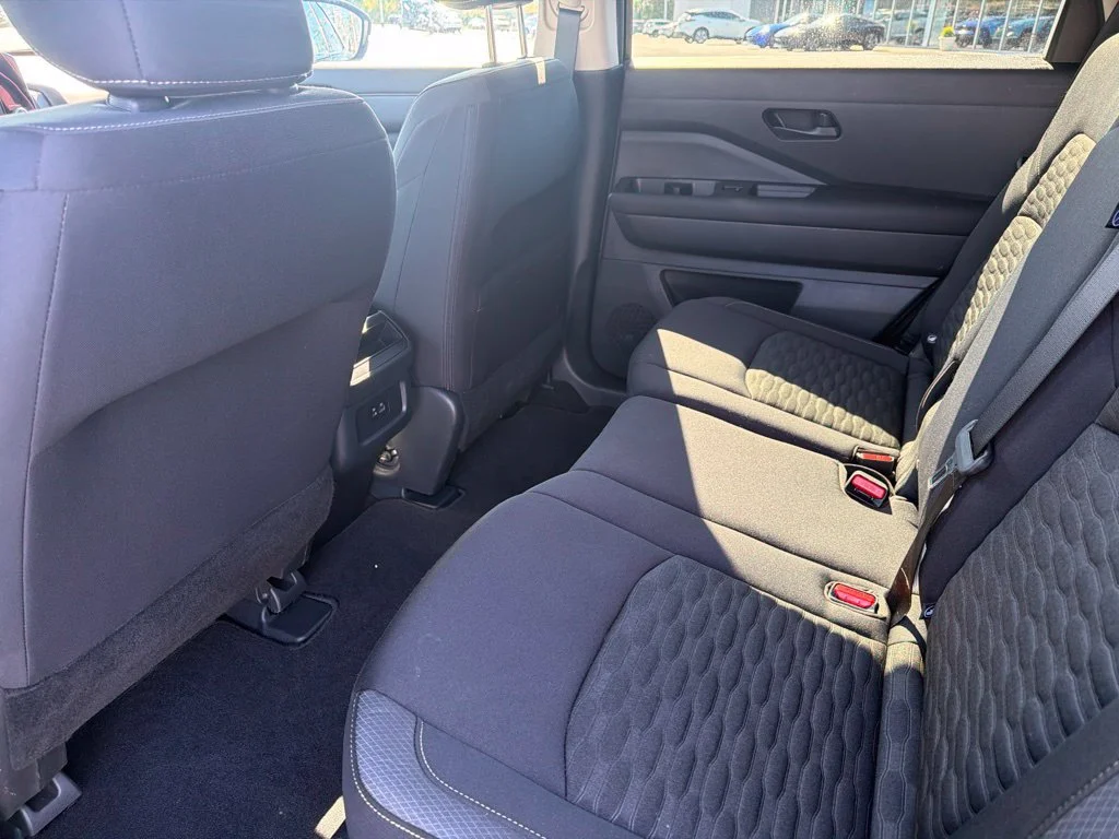 Used 2023 Super Black Nissan S image 15