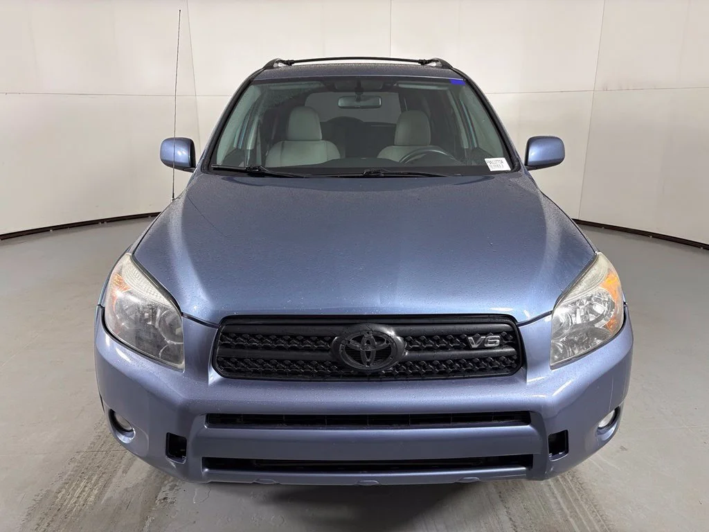 Used 2007 Blue Toyota Sport image 3