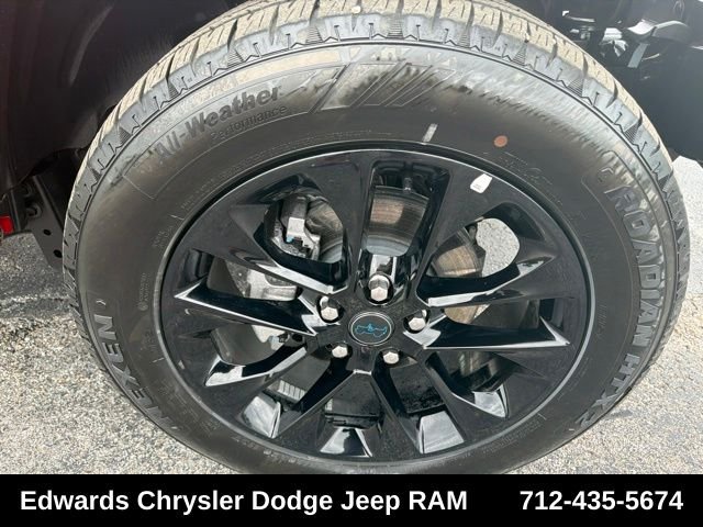 Used 2025 Red Jeep Sahara 4xe image 9