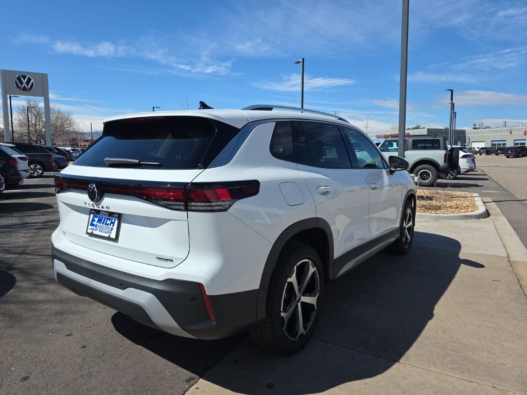 New 2026 Pure White Volkswagen 2.0T SE image 5