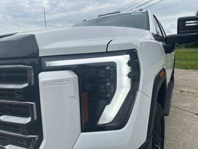 Used 2024 White GMC AT4 image 52
