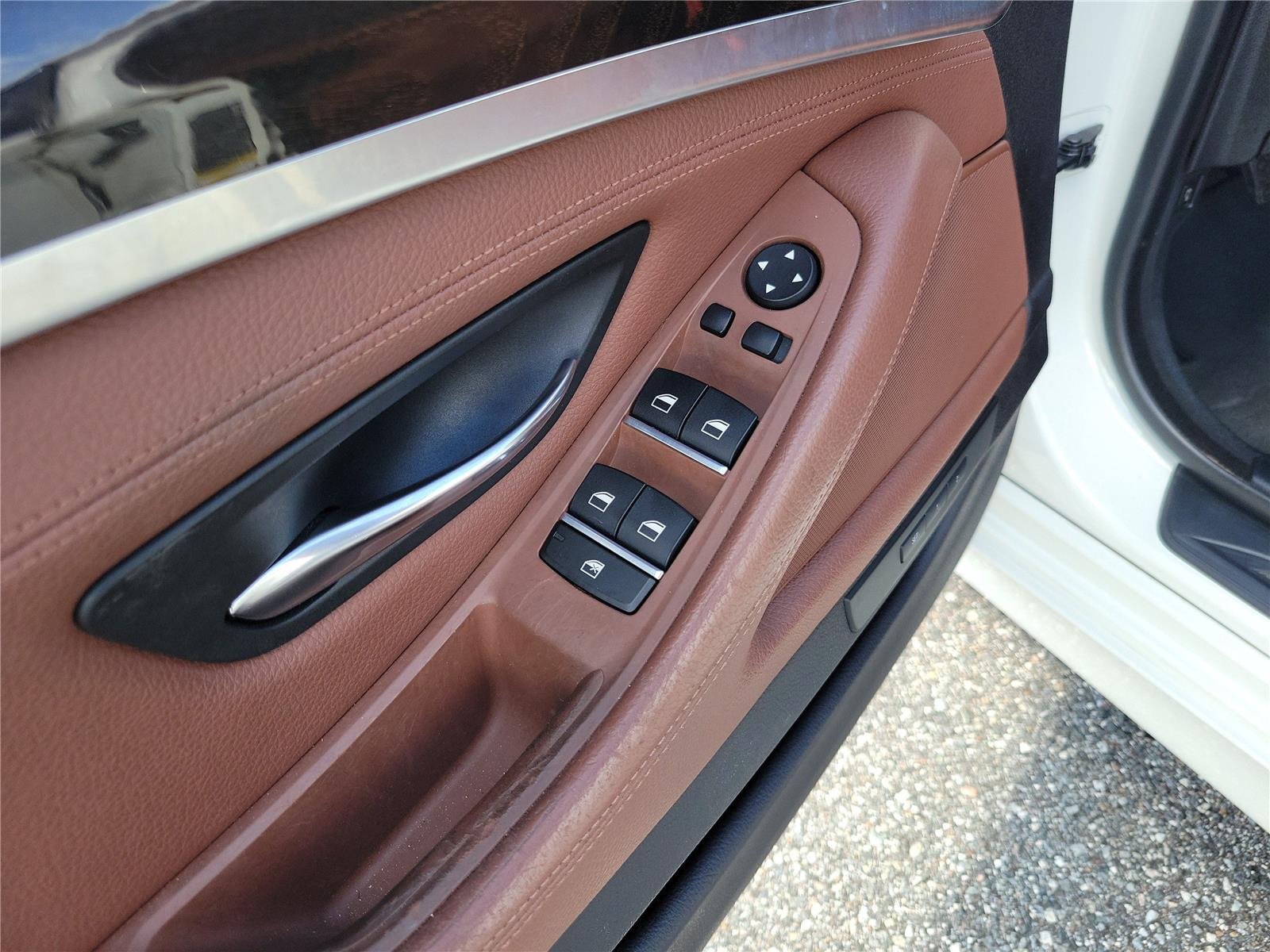 Used 2015  BMW 528I XDRIVE image 15
