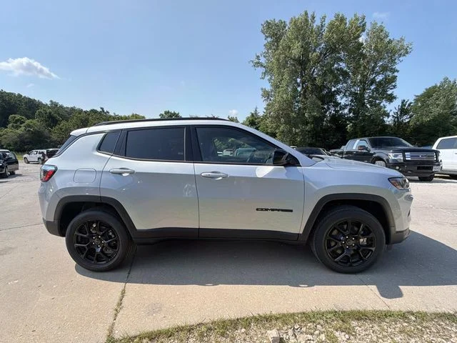 New 2026 Silver Zynith Metallic Clear-Coat Exterior Paint Jeep Latitude image 2