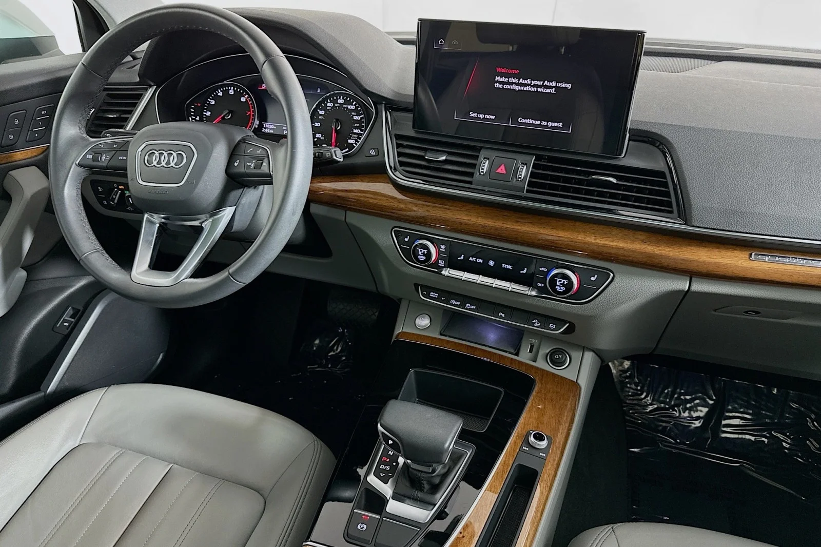 Used 2023 Glacier White Metallic Audi Premium image 6