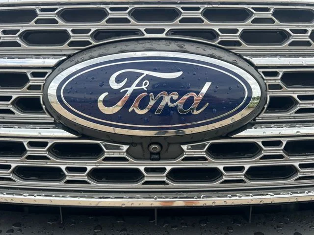 Used 2020 Blue Ford Limited image 16