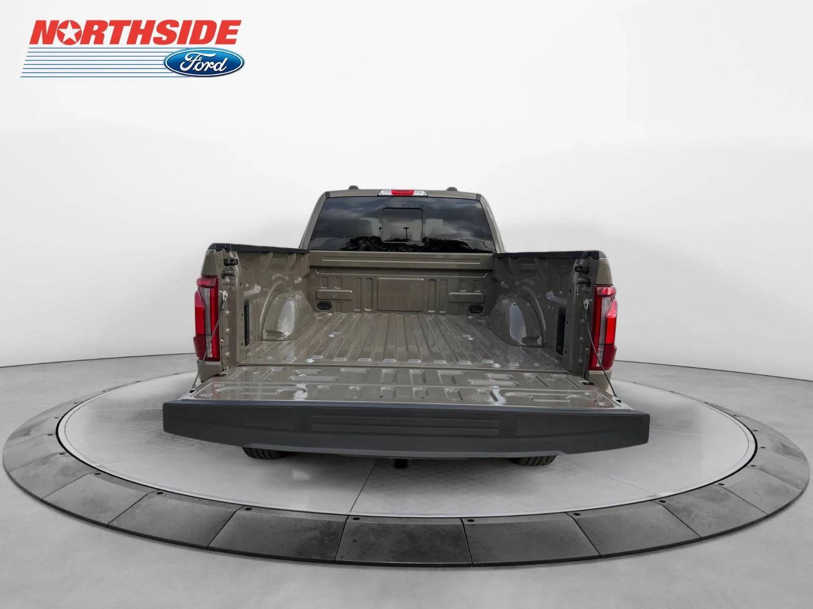 New 2026 Marsh Gray Ford LARIAT image 19