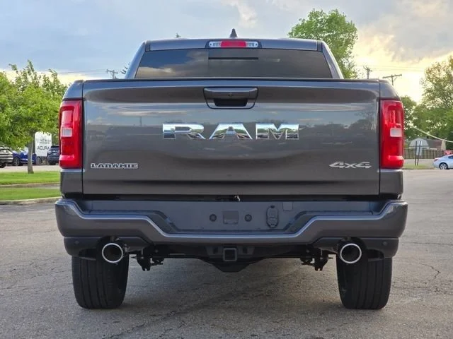 New 2026 Granite Crystal Metallic Clearcoat Ram Laramie image 36