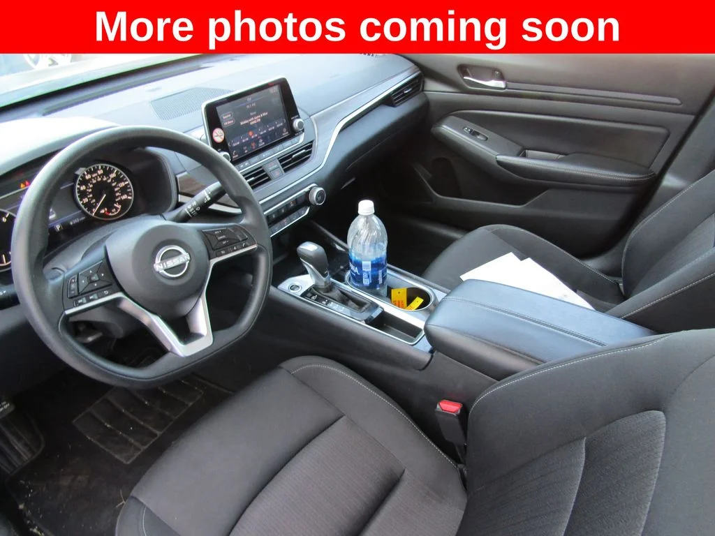 Used 2024 Black Nissan 2.5 SV image 12