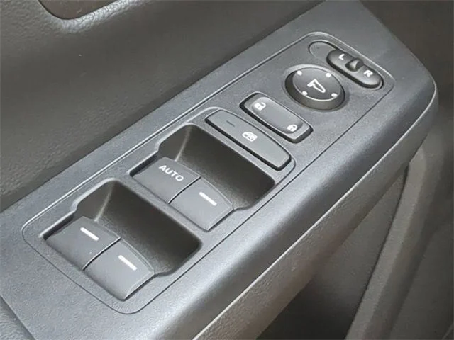 New 2026 Urban Gray Pearl Honda LX image 23