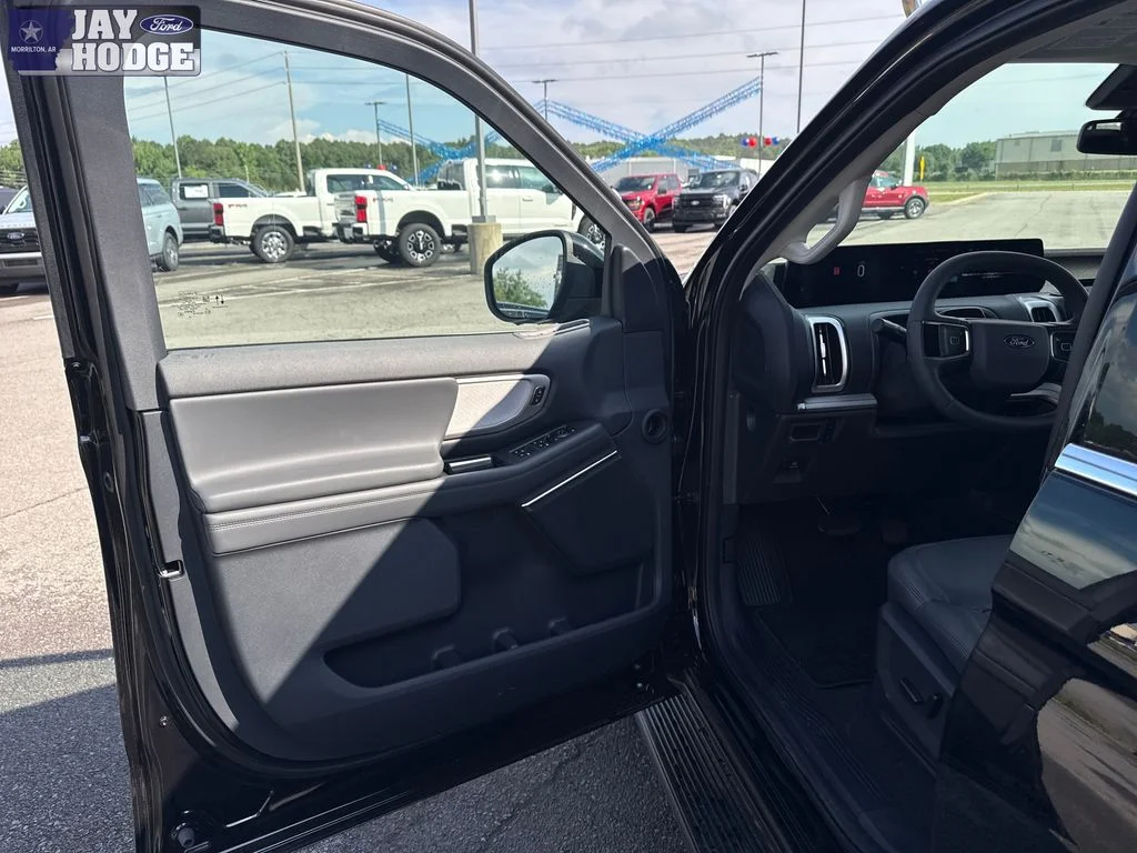 New 2026 Agate Black Metallic Ford Active image 26