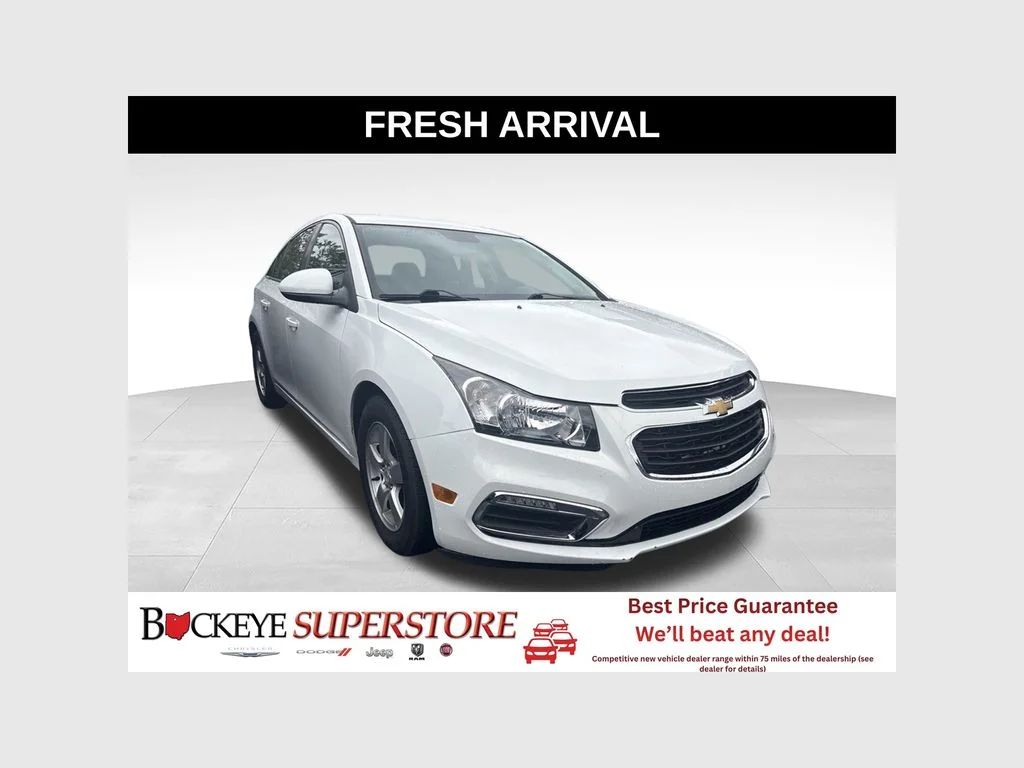 Used 2015 White Chevrolet 1LT image 1