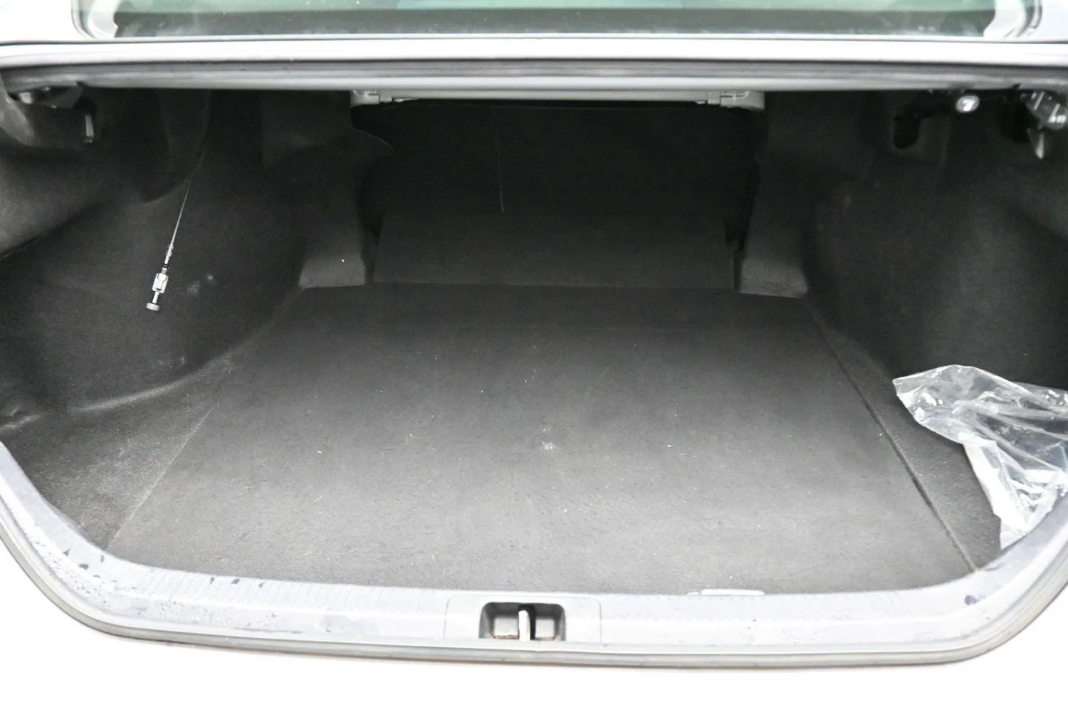 Used 2020 Celestial Silver Metallic Toyota SE image 9