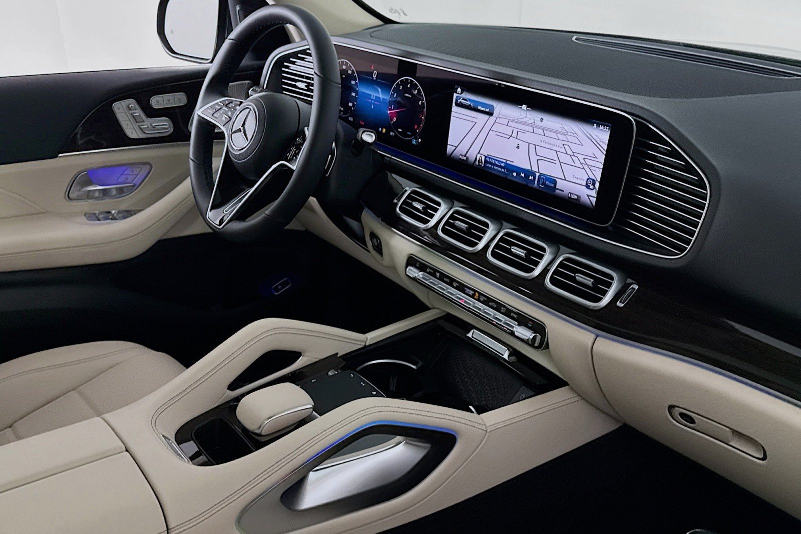 New 2026 Selenite Grey Metallic Mercedes-Benz GLE 350 4MATIC® SUV image 15