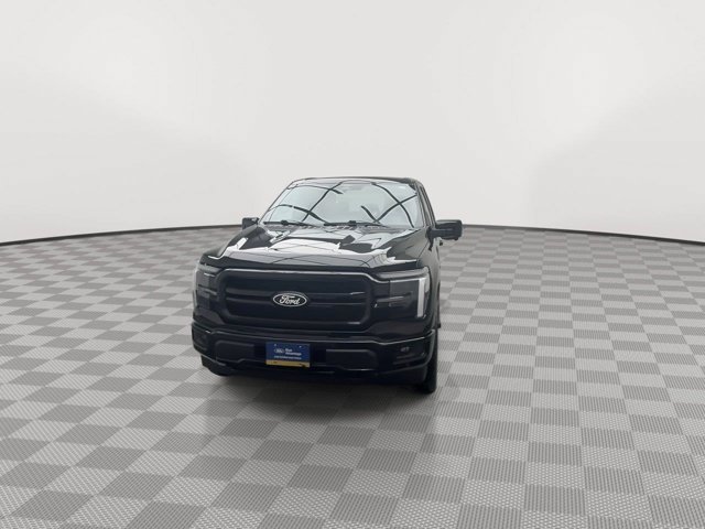 Used 2025 Agate Black Ford LARIAT image 38