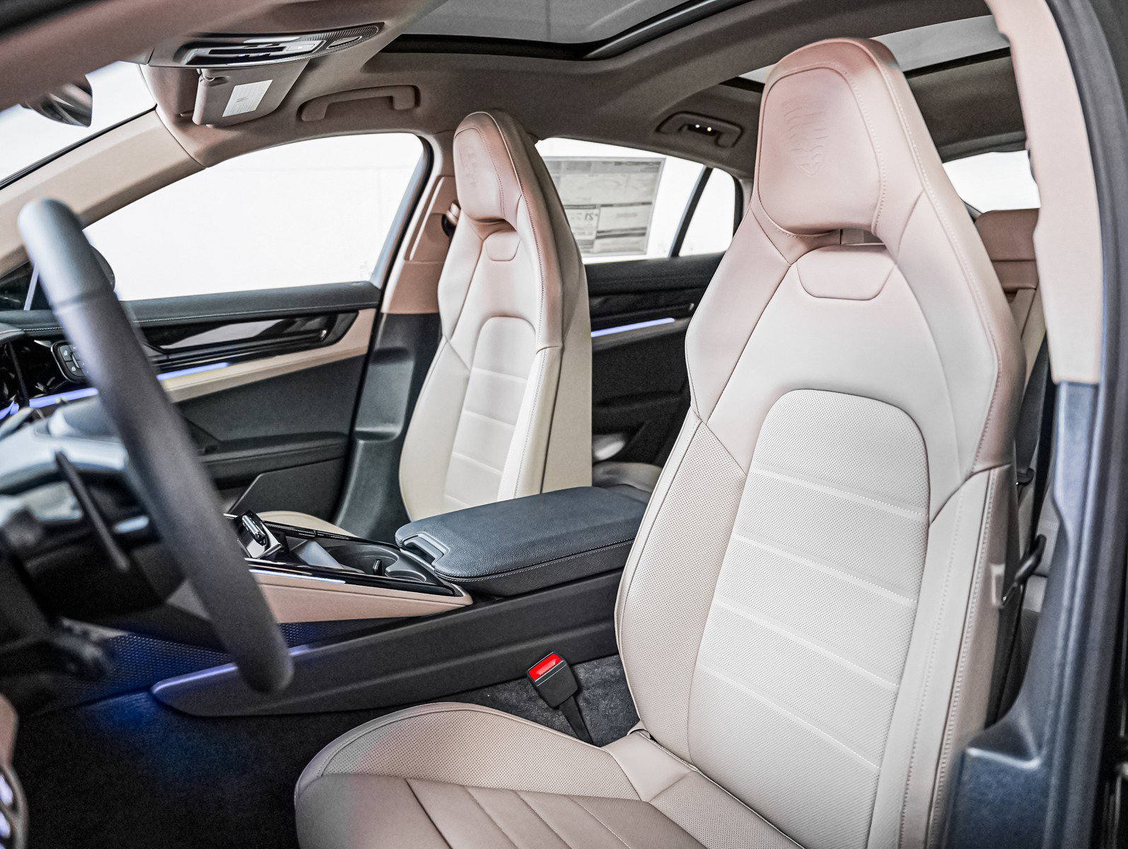 2026 Porsche Panamera Base