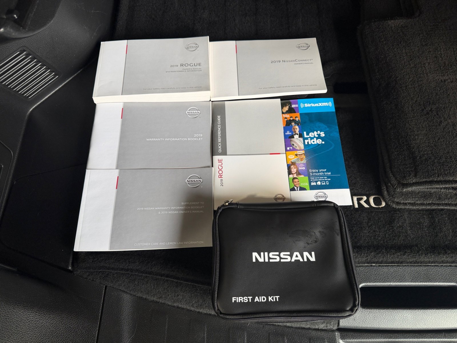 Used 2019 Glacier White Nissan SV image 38