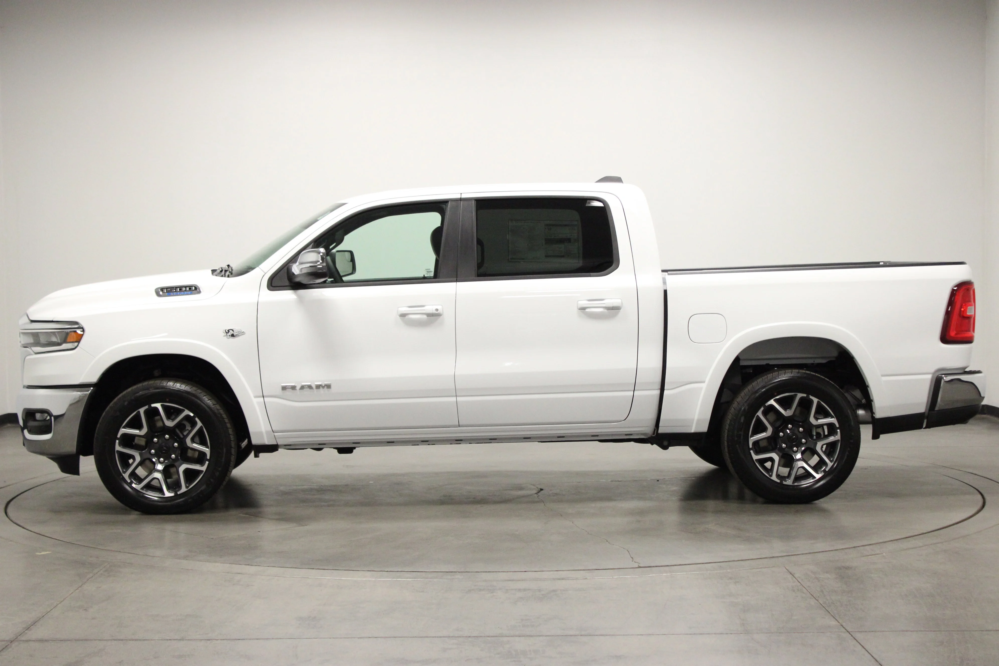 New 2026 Bright White Clear-Coat Exterior Paint RAM Laramie image 5