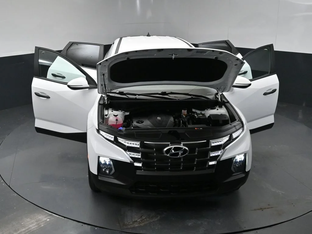 Used 2024 White Hyundai SEL image 40