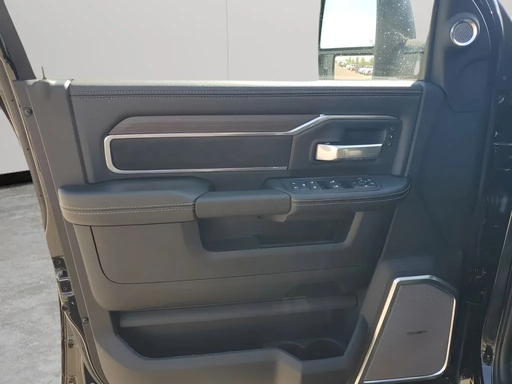 2025 RAM 2500 Laramie - Photo 49