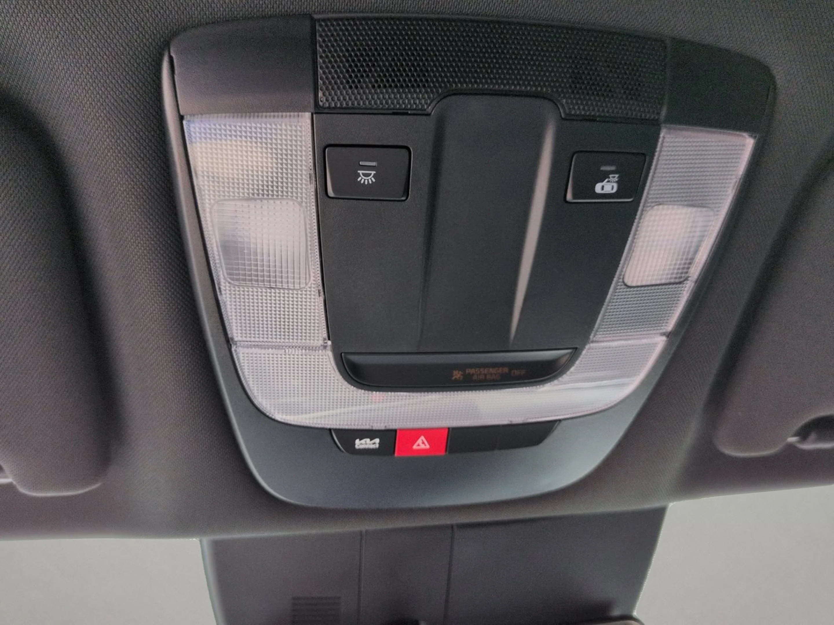 Used 2025 Snow White Pearl Kia GT-Line image 18