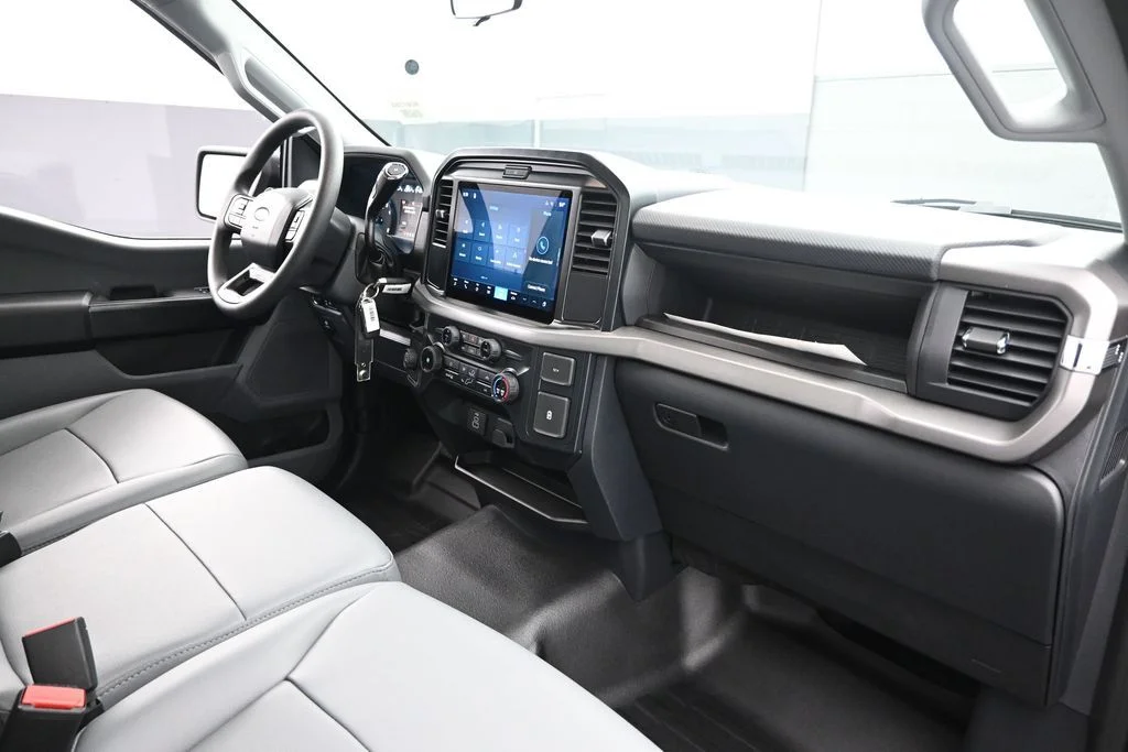 New 2026 Gray Ford XL image 18