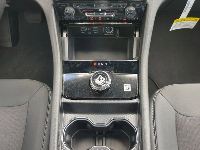 New 2026 Silver Zynith Exterior Paint Jeep Laredo X image 22