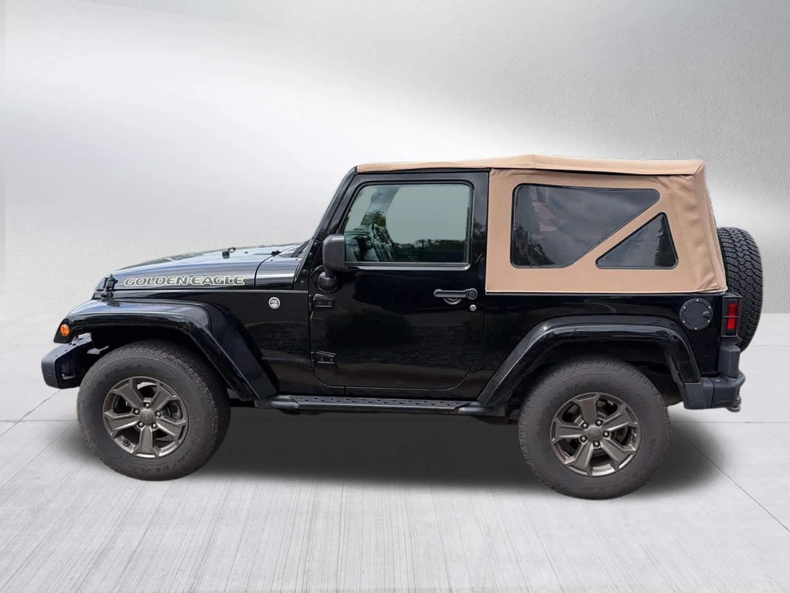 Used 2018 Black Clearcoat Jeep Golden Eagle image 8