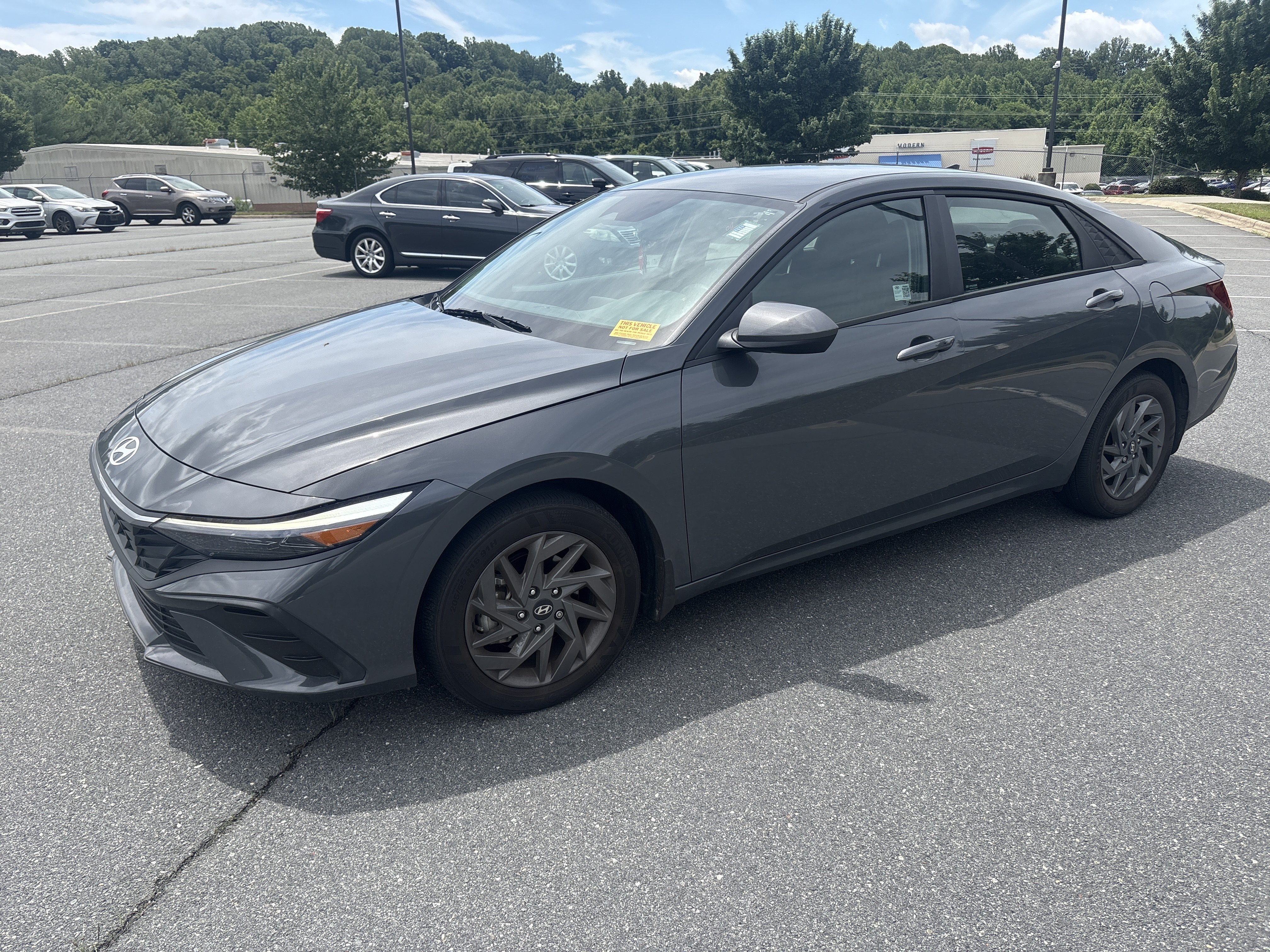 Used 2024 Ecotronic Gray Hyundai SEL image 1