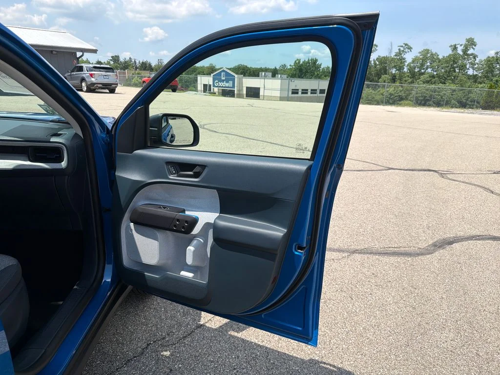 Used 2026 Blue Ford XLT image 20
